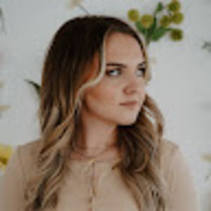 Meet your Posher, Whitney